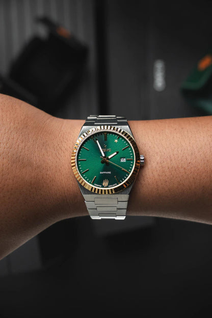 Reloj Kosmo 610-7-2-005 Edición Especial Colección Zafiro Bicolor Esfera Verde
