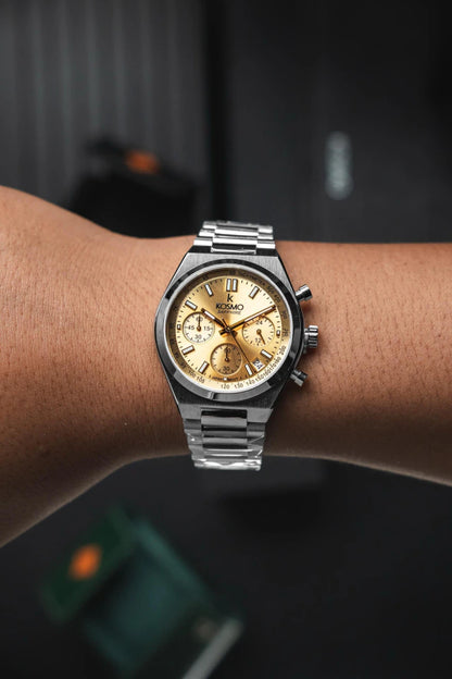 Reloj Kosmo 645-7-2003 Cronógrafo Colección Zafiro Plateado Esfera Champaña